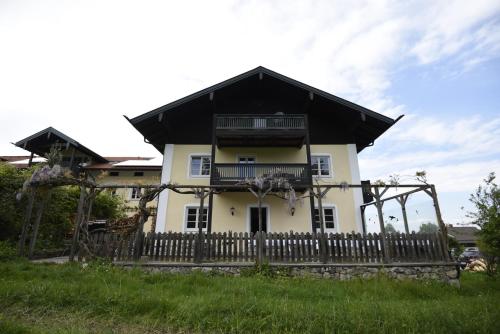 Фотографии гостиницы 
            Landgasthof Hittenkirchen