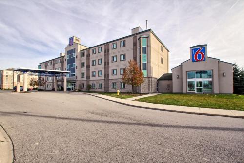 Фотография гостиницы Motel 6-London, ON - Ontario