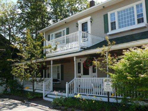 Фотография гостиницы Acadia Hotel - Downtown