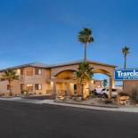 Фотография мотеля Travelodge by Wyndham Lake Havasu