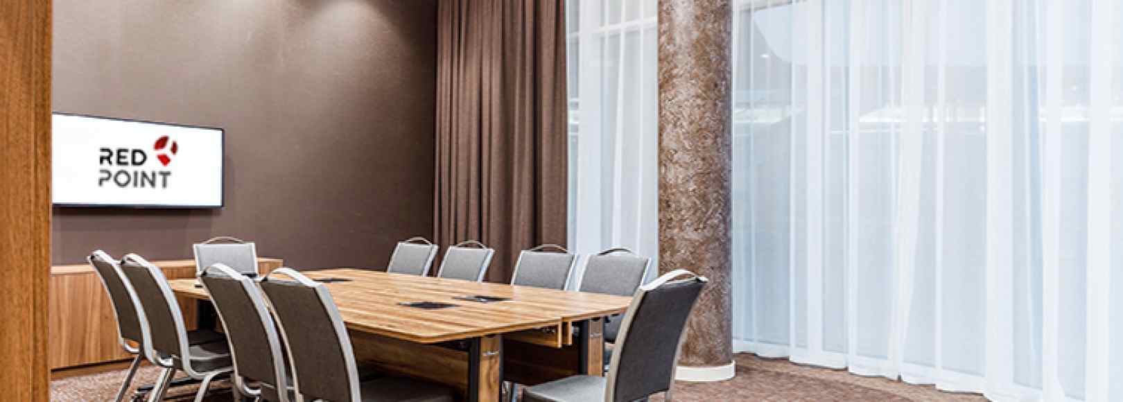 Фотография комнаты для переговоров Аркадия