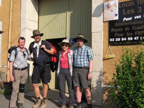 Фотография гостевого дома Aux 3 Loups