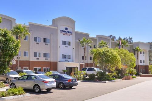 Фотография гостиницы Candlewood Suites San Diego, an IHG Hotel