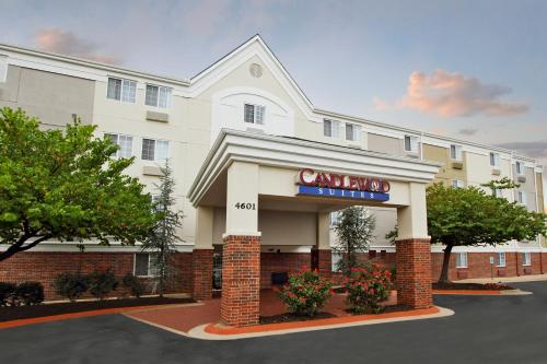 Фотография гостиницы Candlewood Suites Rogers-Bentonville, an IHG Hotel