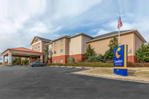 Фотографии гостиницы 
            Comfort Suites Batesville