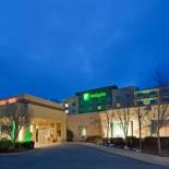 Фотография гостиницы Holiday Inn Budd Lake - Rockaway Area, an IHG Hotel