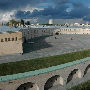Фотография Историко-архитектурная памятка-музей Киевская Крепость