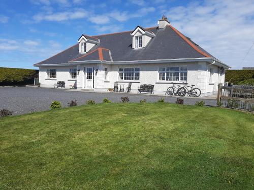 Фотография мини отеля Ross Beach Family Farmhouse B&B