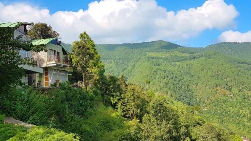 Фотографии мини отеля
Seclude Ramgarh Cliff's edge