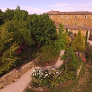 Фотографии гостевого дома 
            Les Jardins de l'Abbaye