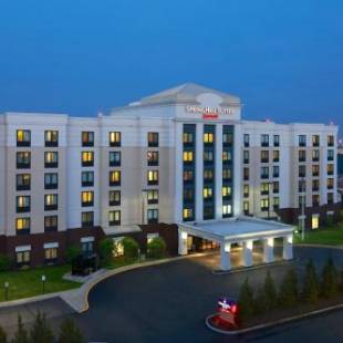 Фотографии гостиницы 
            SpringHill Suites by Marriott Newark International Airport