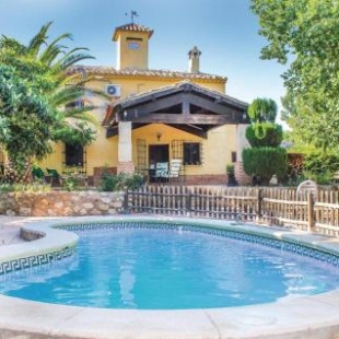 Фотография гостевого дома Four-Bedroom Holiday Home in Albacete