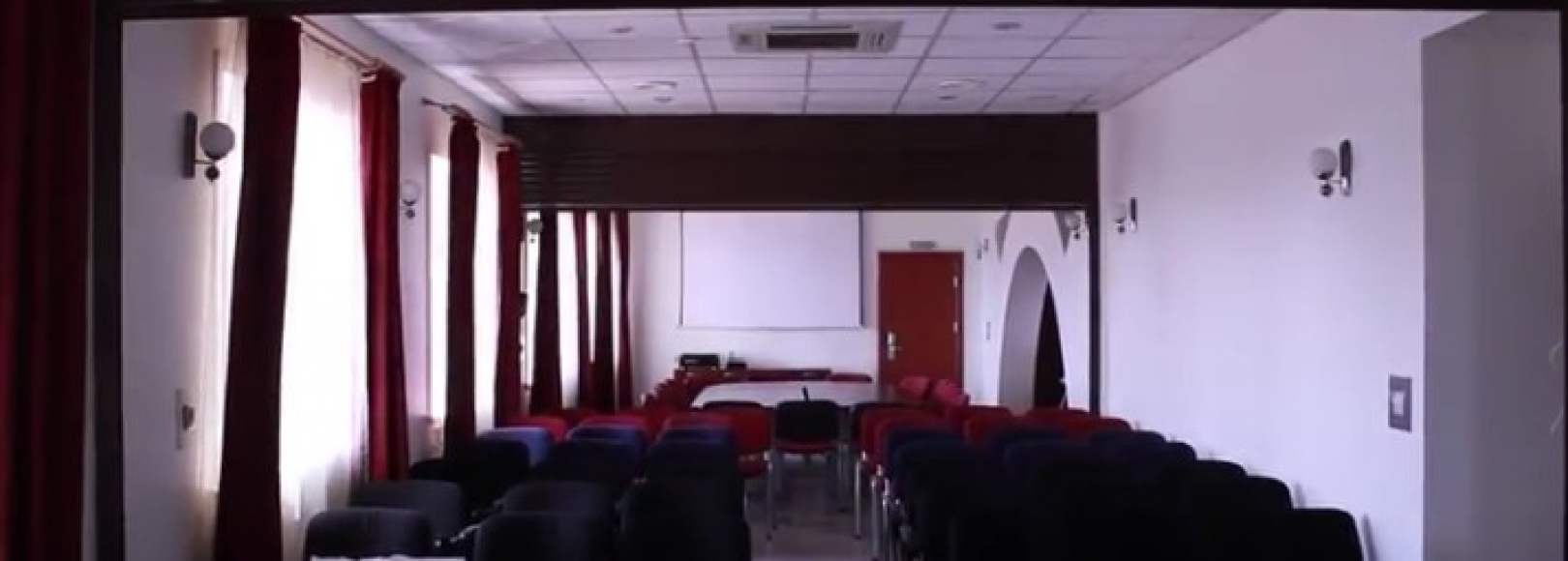 Фотография конференц-зала Улитка