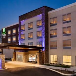 Фотографии гостиницы 
            Holiday Inn Express & Suites - Cincinnati NE - Red Bank Road, an IHG Hotel