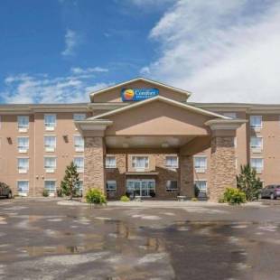 Фотографии гостиницы 
            Comfort Inn & Suites Airdrie