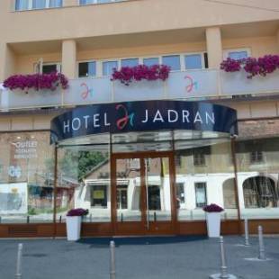 Фотографии гостиницы 
            Hotel Jadran