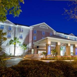 Фотографии гостиницы 
            Holiday Inn Express Hotel & Suites Charleston-Ashley Phosphate, an IHG Hotel