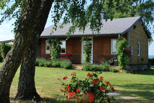 Фотографии гостевого дома 
            Le Chalet à Bonnerue