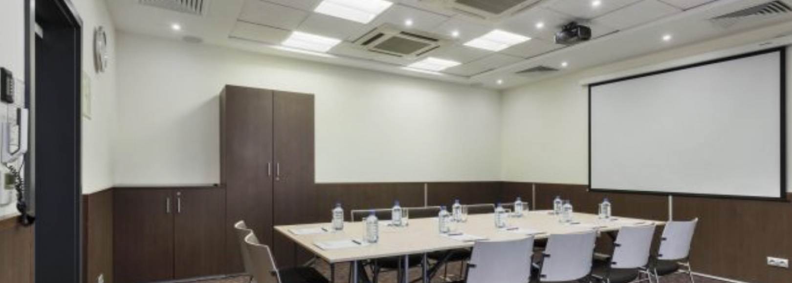 Фотография конференц-зала Лазурит