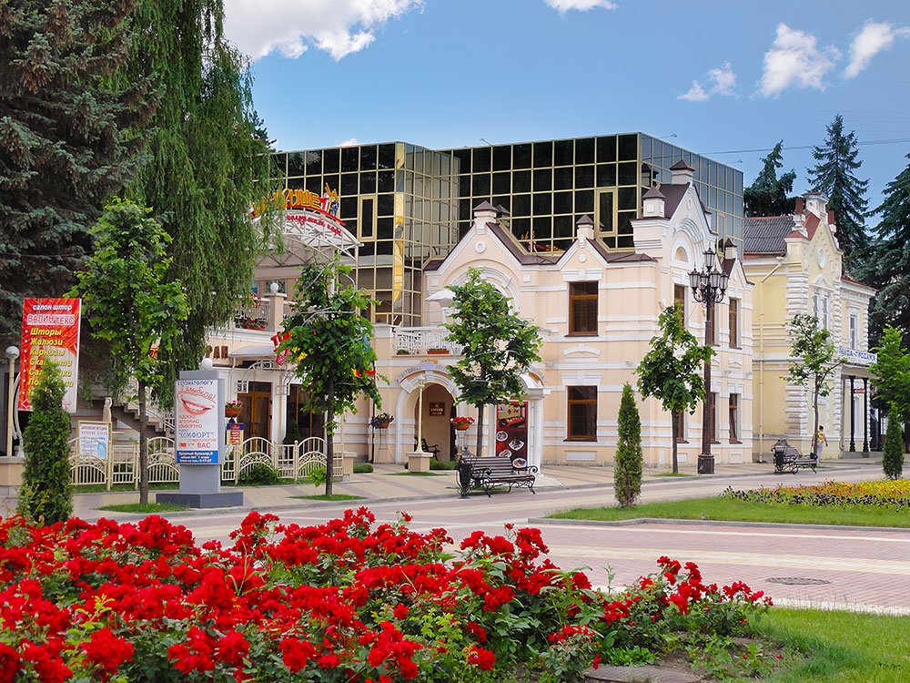 Кисловодск гостиницы. Гостиница корона Кисловодск. Отели в Кисловодске на курортном бульваре. Гостиницы в Кисловодске на курортном бульваре. Гостиница корона Кисловодск Курортный бульвар,5.