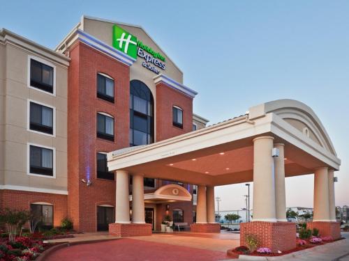 Фотография гостиницы Holiday Inn Express Hotel & Suites Oklahoma City-West Yukon, an IHG Hotel
