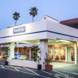 Фотография гостиницы Travelodge by Wyndham Monterey Bay