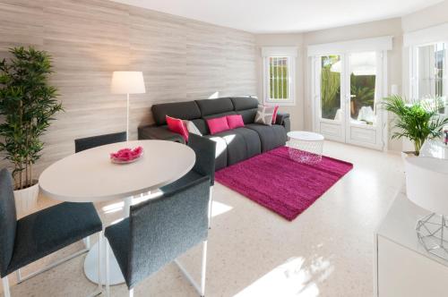 Фотография гостевого дома Bungalow Oliva Nova Golf