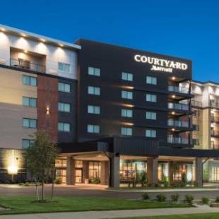 Фотографии гостиницы 
            Courtyard by Marriott Mt. Pleasant at Central Michigan University