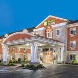 Фотография гостиницы Holiday Inn Express Hotel & Suites 1000 Islands - Gananoque, an IHG Hotel