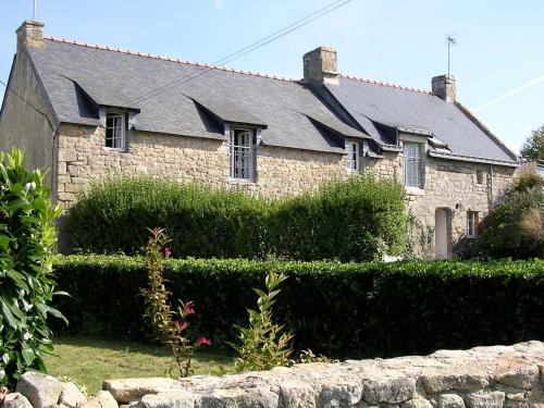 Фотографии гостевого дома 
            Maison de 3 chambres avec jardin clos et wifi a Erdeven a 4 km de la plage