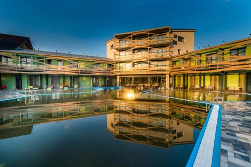 Фотография гостиницы Hotel Galeria Thermal Bešeňová