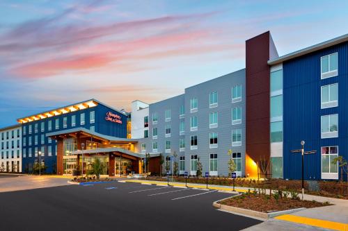 Фотография гостиницы Hampton Inn & Suites San Diego Airport Liberty Station
