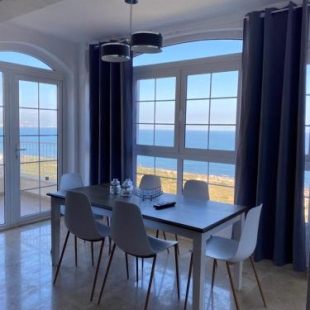 Фотография гостевого дома Increible apartamento frente al mar en Alicante