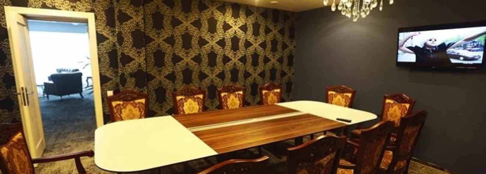 Фотография комнаты для переговоров Золотой дракон