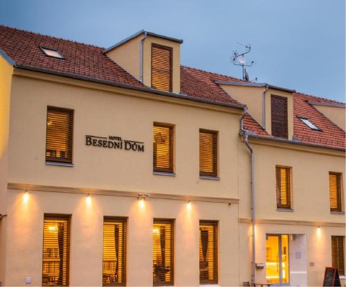 Фотография гостиницы Wine & Wellness hotel Besední dům