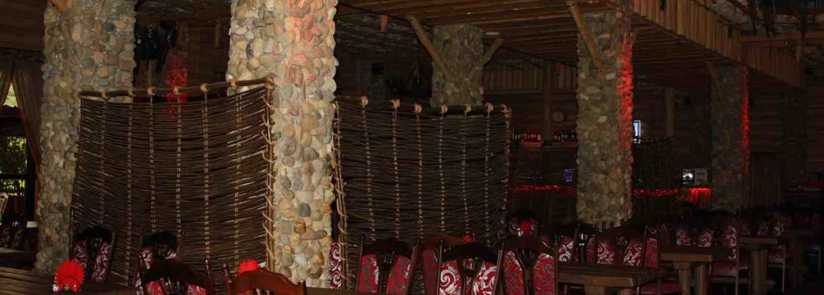 Фотография банкетного зала Русская деревня