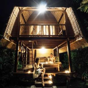 Фотографии базы отдыха 
            Sukanusa Luxury Huts