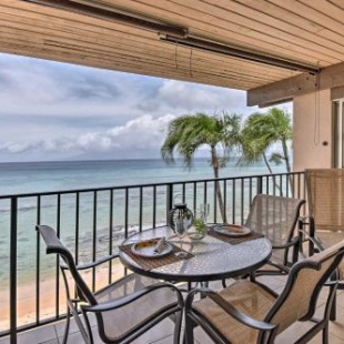 Фотография гостевого дома Beachfront Condo - Featured on HGTVs Hawaii Life!