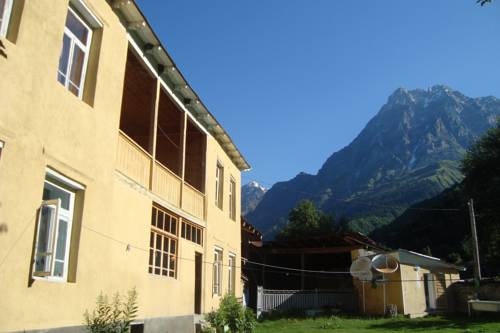 Фотография гостевого дома Добро пожаловать в Ушбу