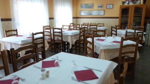 Фотография гостевого дома Hostal Restaurante La Masía