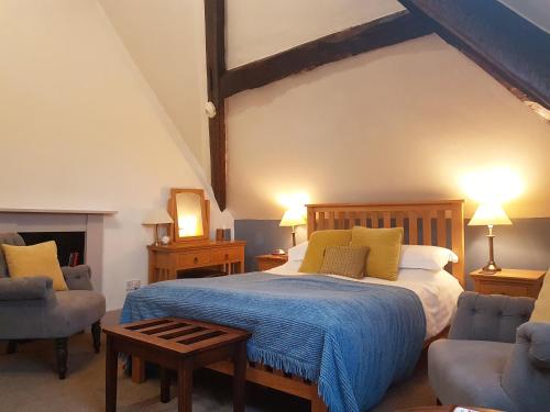 Фотография гостевого дома The Castle Hotel