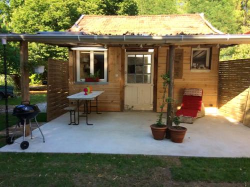 Фотографии гостевого дома 
            Chalet de 2 chambres avec jardin clos et wifi a Sanguinet a 1 km de la plage