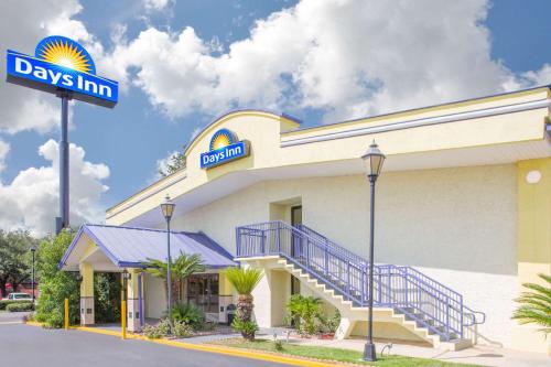 Фотографии гостиницы 
            Days Inn by Wyndham Tallahassee University Center