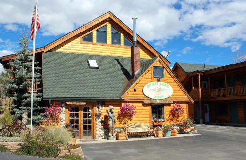 Фотография гостиницы Spirit Lake Lodge
