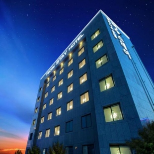 Фотография гостиницы Yeosu Stay Hotel