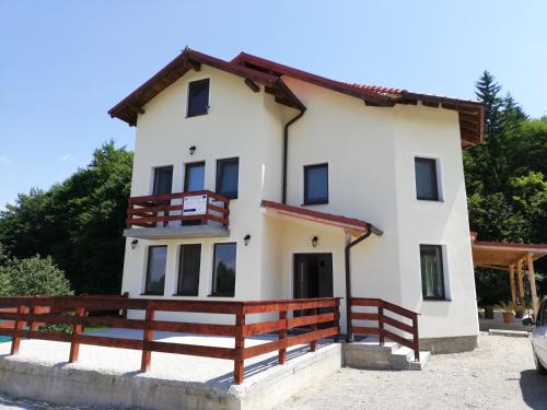 Фотография гостевого дома Pensiunea Rozelor