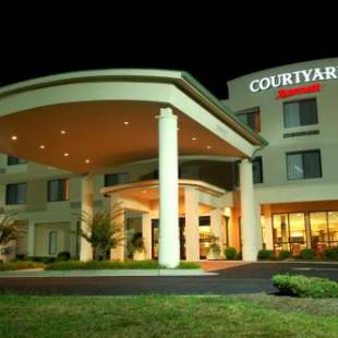 Фотографии гостиницы 
            Courtyard Danville