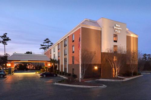 Фотографии гостиницы 
            Best Western Plus Wilmington / Wrightsville Beach