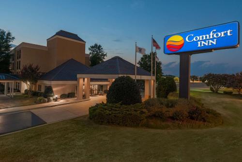 Фотография гостиницы Comfort Inn Near Fort Bragg