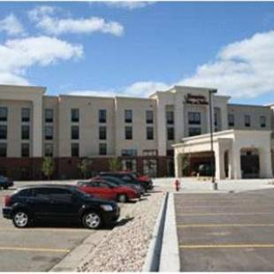 Фотографии гостиницы 
            Hampton Inn & Suites Brookings